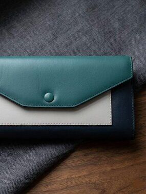 FIGESTIN No. 03 Colorblock Envelope Wallet - Navy Teal Cream - NEW
